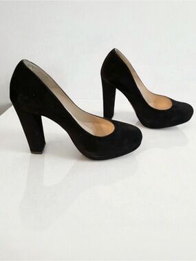 L. K. BENNETT LONDON Black Suede Heels Pumps Size 36